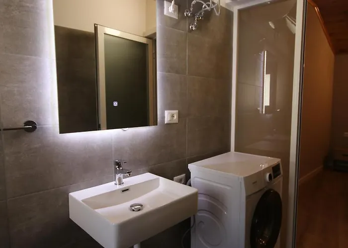 Jera 2 Homestay Tirana